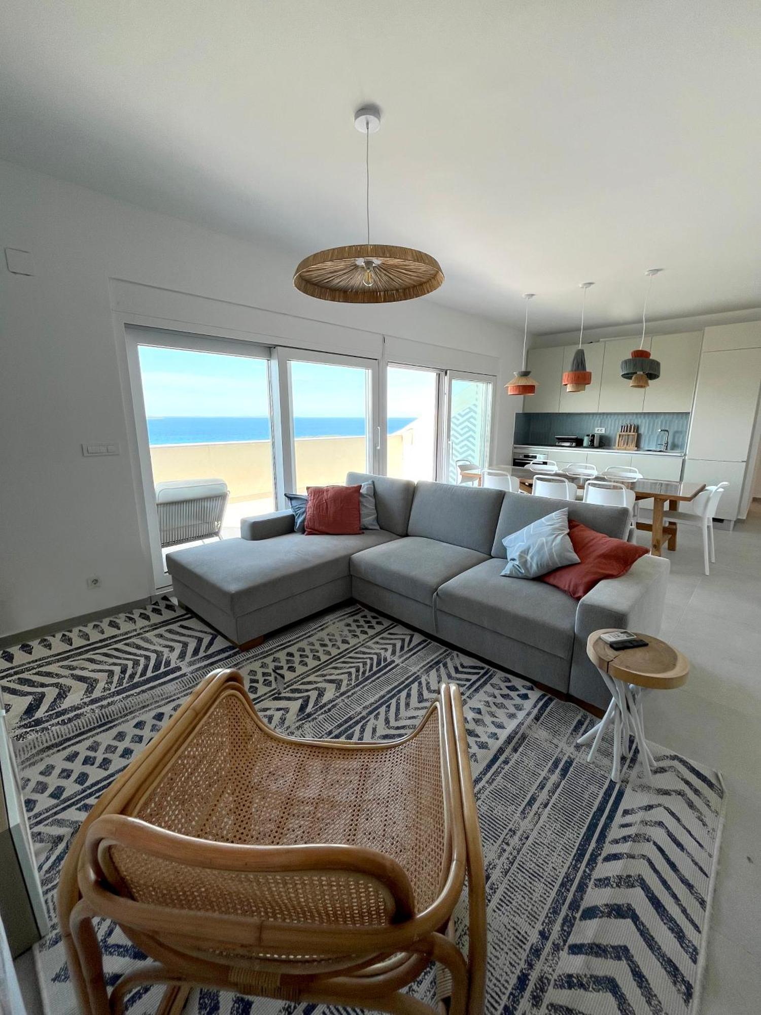 Апартаменты Penthouse Sky Deluxe Новалья Экстерьер фото